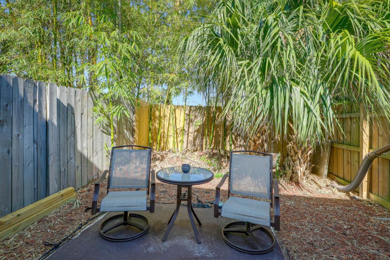 Breezy Cape Canaveral Townhome About 1 Mi To Beach! المظهر الخارجي الصورة